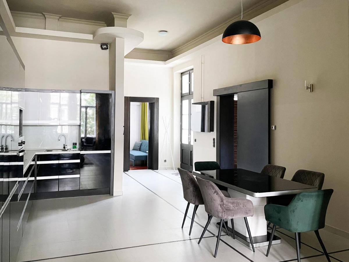 Deluxe Cosmopolitan Apartment Budapest Exterior photo